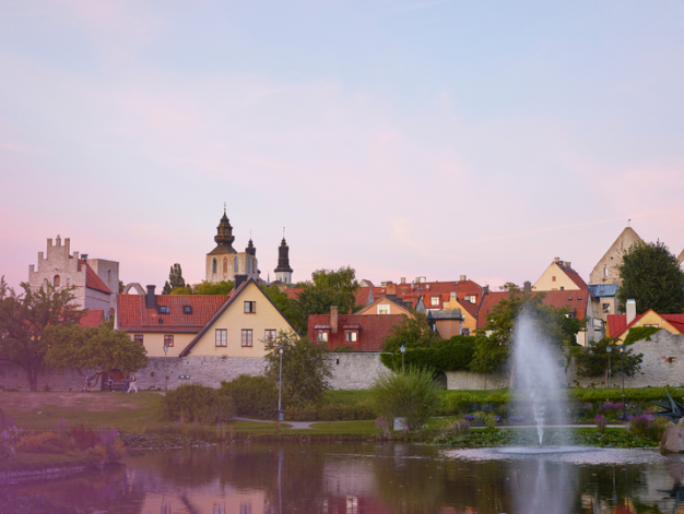 Foto över hustak i Visby.